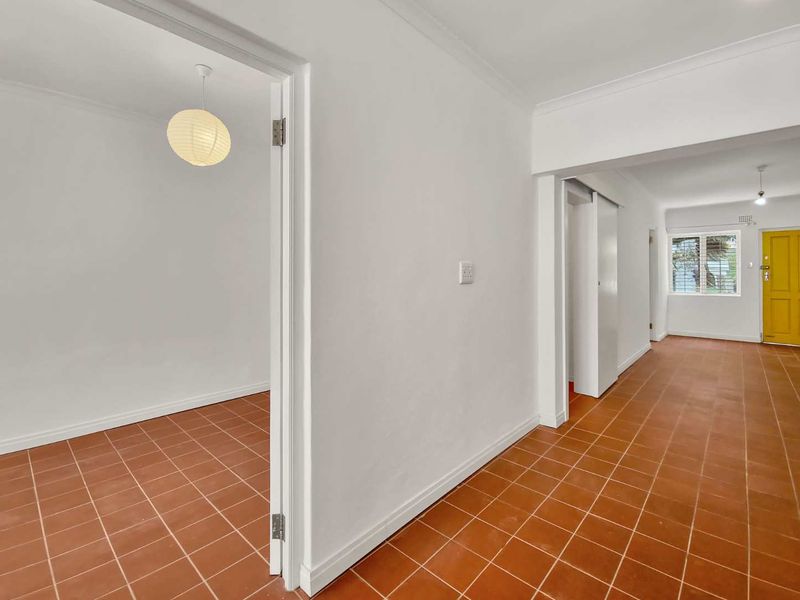 Cute 2 bedroom house along the steps - Carters Cottages - AirBnB friendly - Photo 6