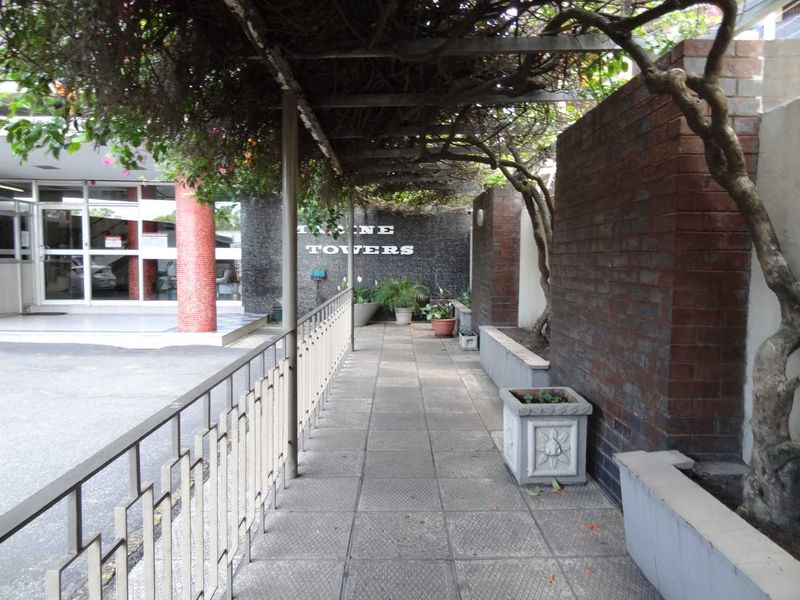 1.5 Beds For Sale in North Beach - Photo 7