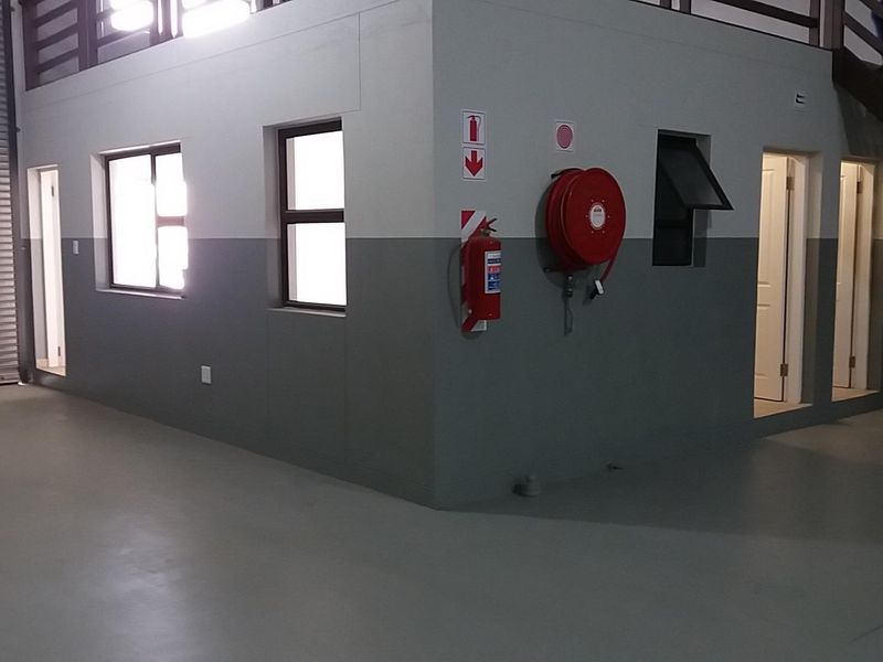 Warehouse Complex - Photo 10