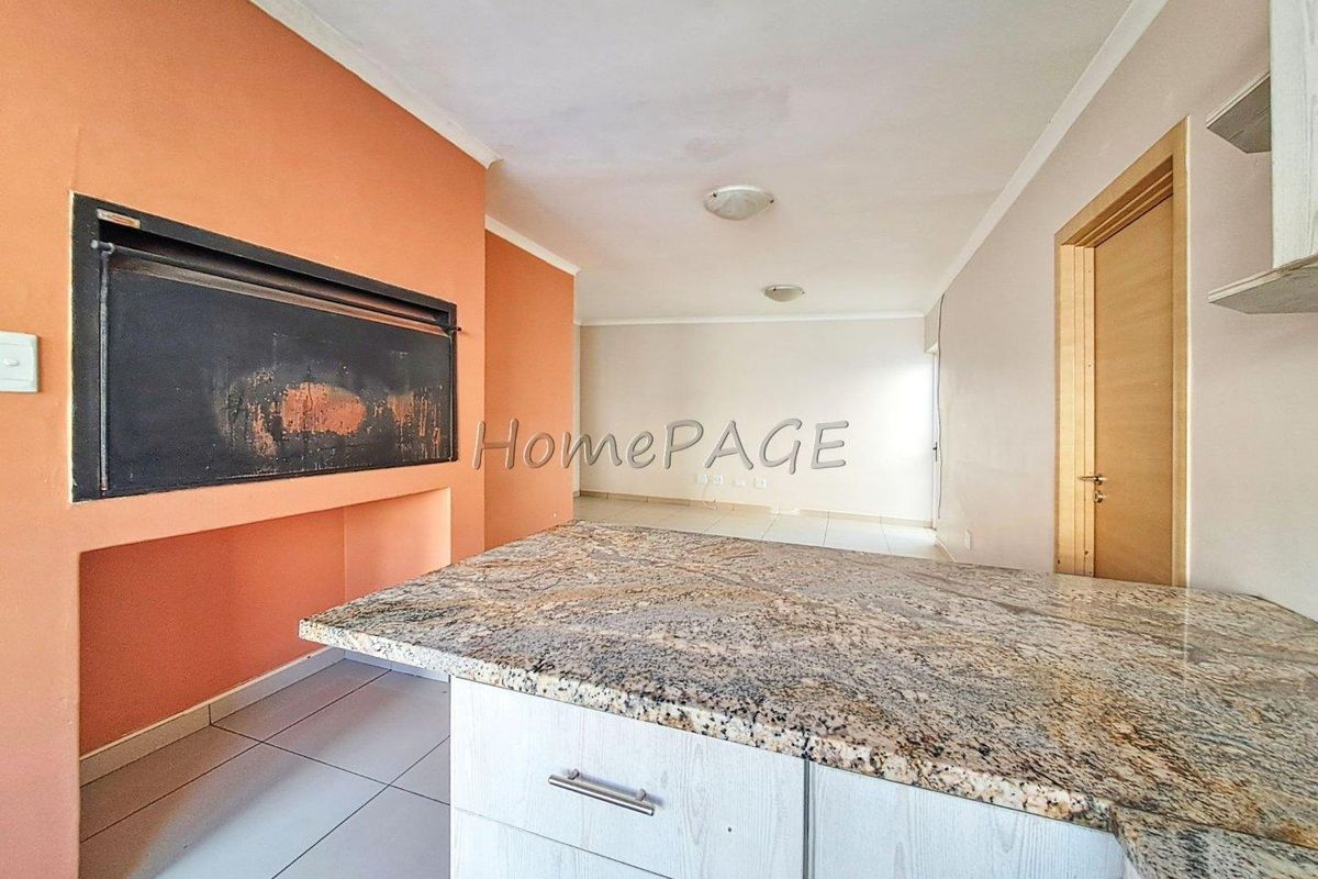 Hermes, Walvis Bay:  Very neat 2 Bedr unit in Natalie Park is for sale - Photo 4
