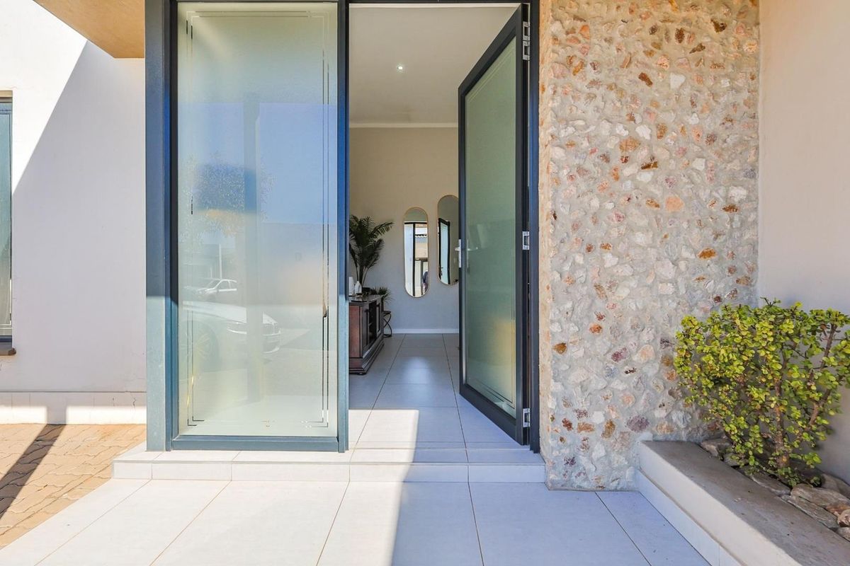 3 Bedroom For Sale , - Photo 3