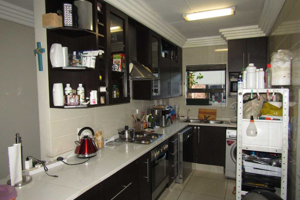 Lifestyle Living Lock Up And GO - Photo 3