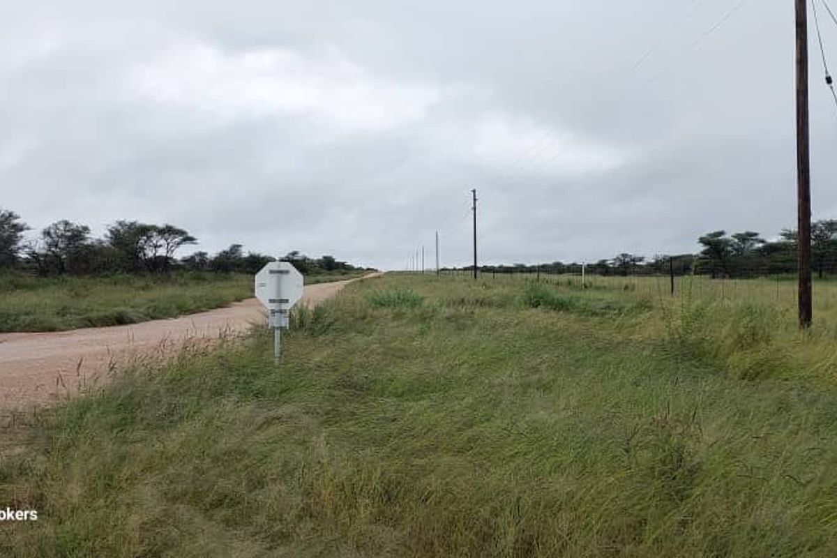 Sprawling 20 Hectare Plots for Sale - Photo 2