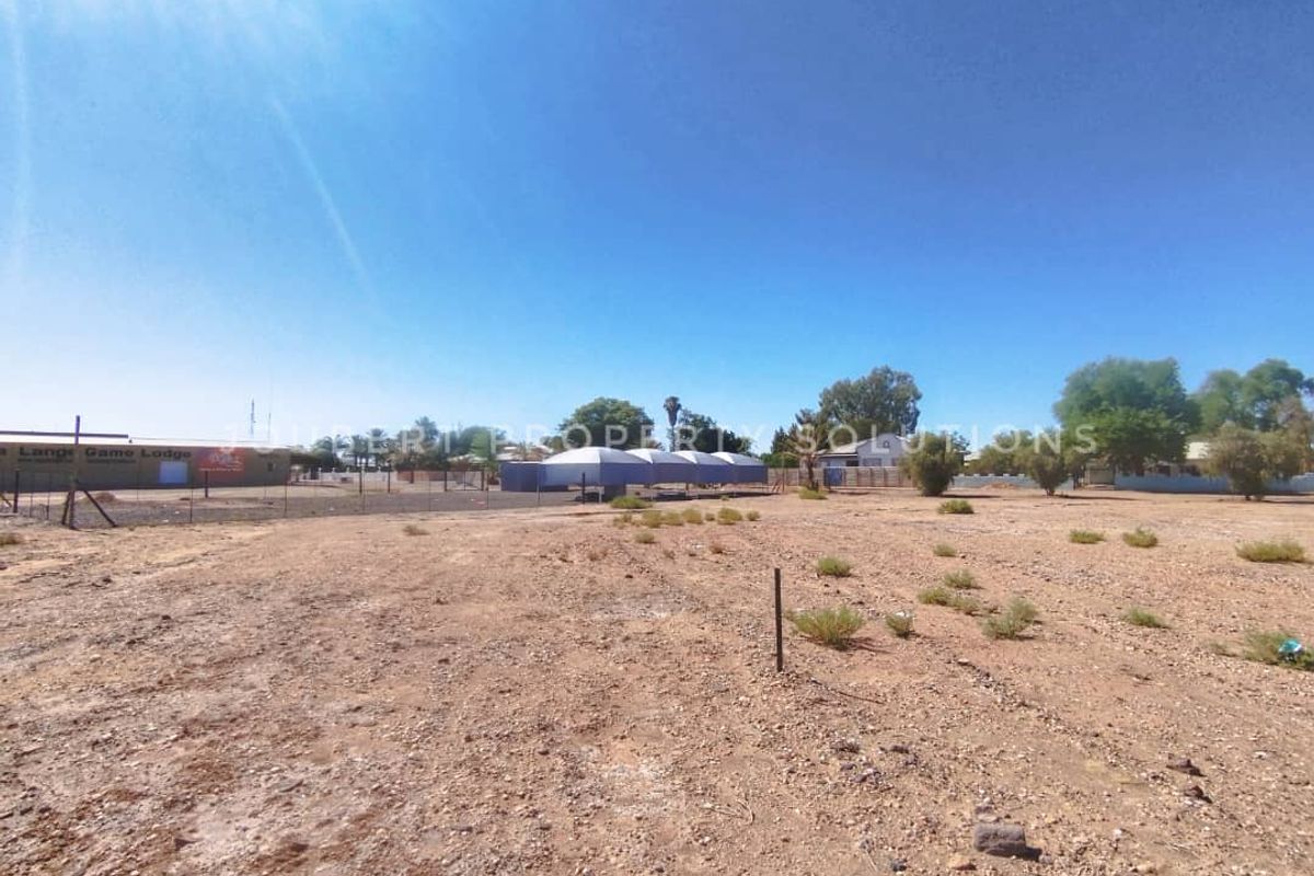 WELL-LOCATED BUSINESS ERF FOR SALE IN MARIENTAL - NAMIBIA - Photo 3