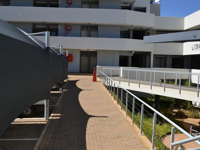 Prime commercial office for sale in Windhoek - Photo 4
