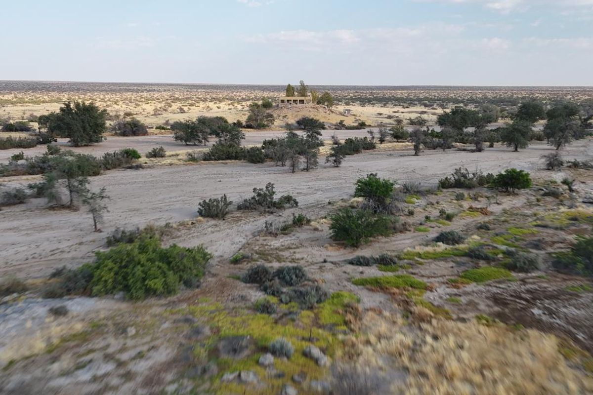 Exclusive 10,000 Hectare Farm Development for Sale – Near Usakos, Namibia - Photo 2