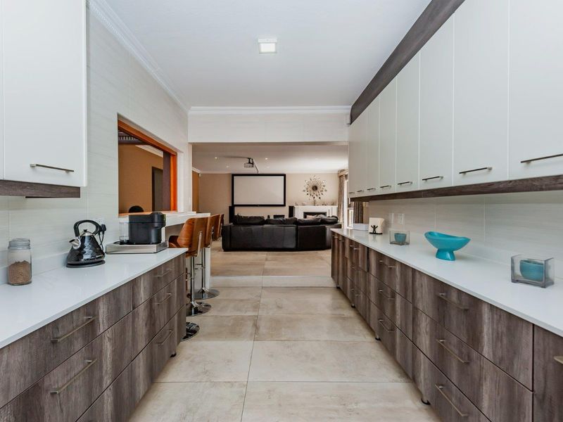An Exclusive Meyersdal Masterpiece in a Prestigious Guarded Enclave - Photo 7