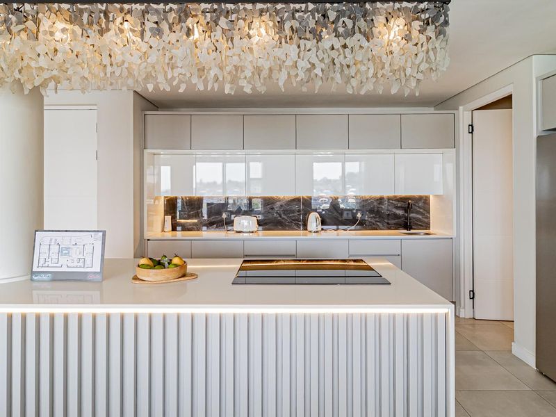 3 Bedroom Apartment for Sale in Waterfall - Photo 6