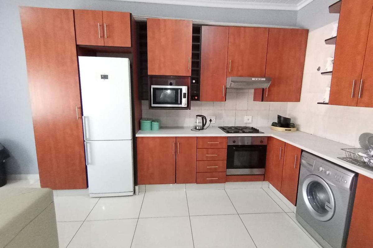 2 BEDROOM , 2 BATHS TOWNHOUSE FOR SALE IN NORKEM PARK - Photo 2