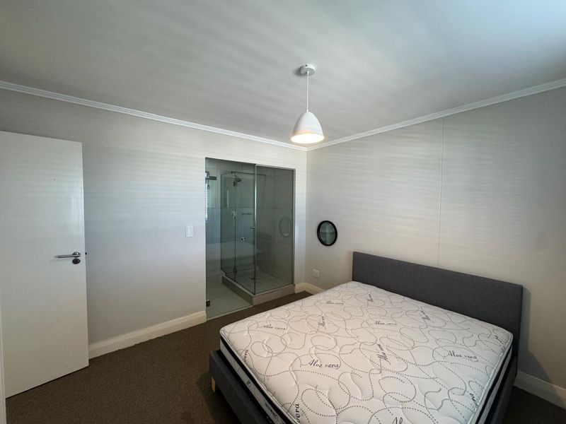 Executive one bedroom apartment in Century City - Photo 7