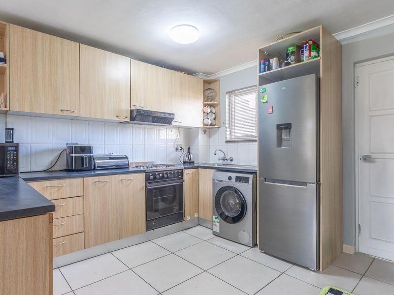 2 Bedroom Apartment For Sale In Blouberg Sands - Photo 3