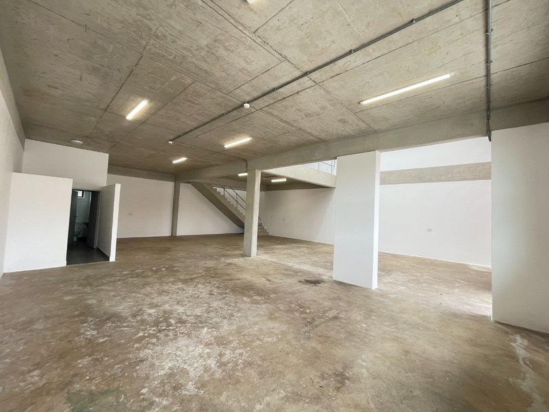 Modern Warehouse / Light Industrial Unit To Let – Innovation Park, Glen Anil - Photo 6