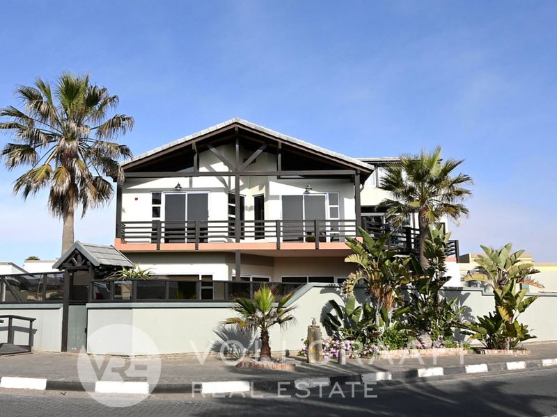 Gem in the perfect location! - Photo 3