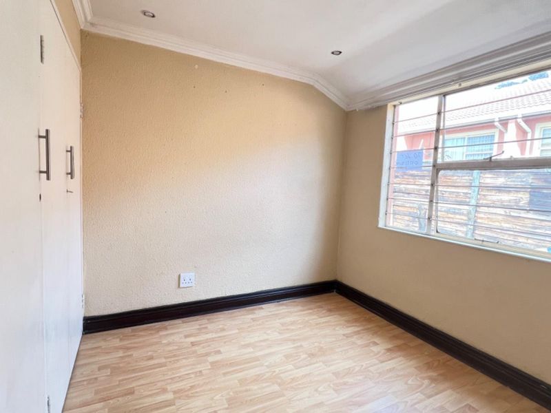 Prime Location 2-Bedroom Home with Outdoor Leisure Space - Photo 8