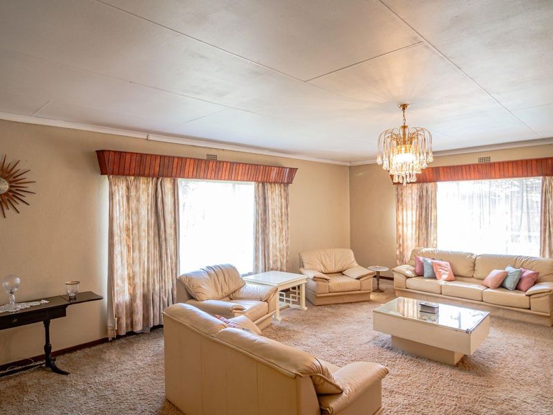 Farm with 6 properties for sale in Centurion - Photo 10