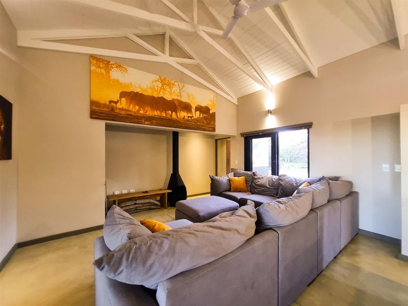 Modern Bushveld Living with Spectacular Views - Photo 9