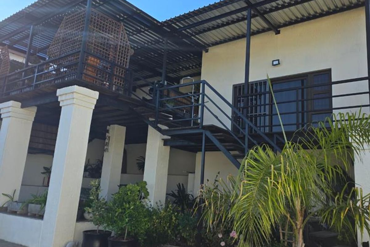 Stunning house in Auasblick for Sale - Photo 2