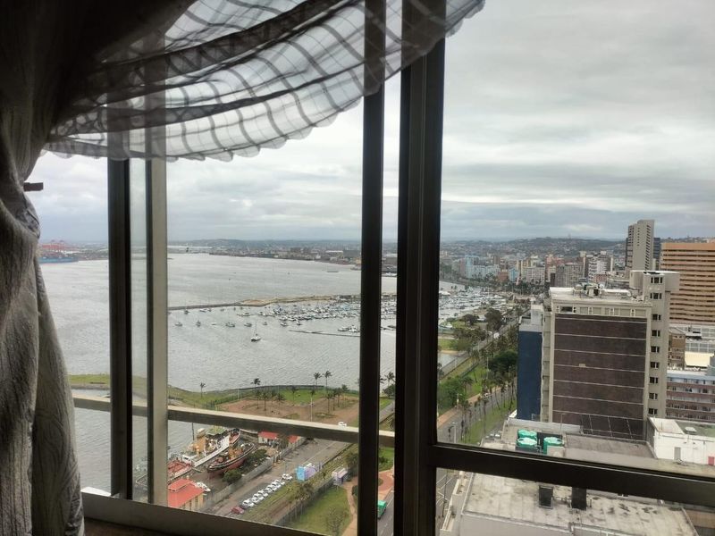 Secure Two-Bedroom Home with Sea Views in Durban Central - Photo 1