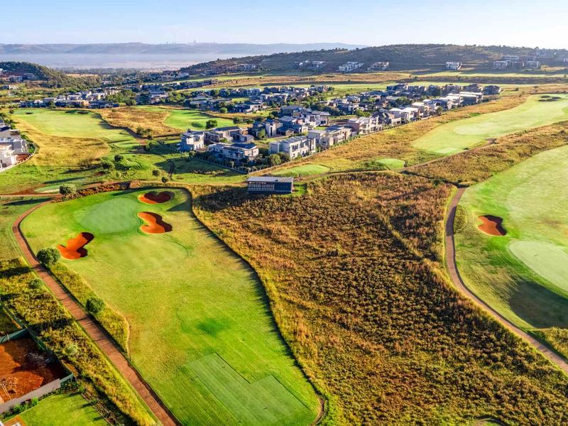 A Modern Oasis of Peace, Play, and Possibility - Photo 5