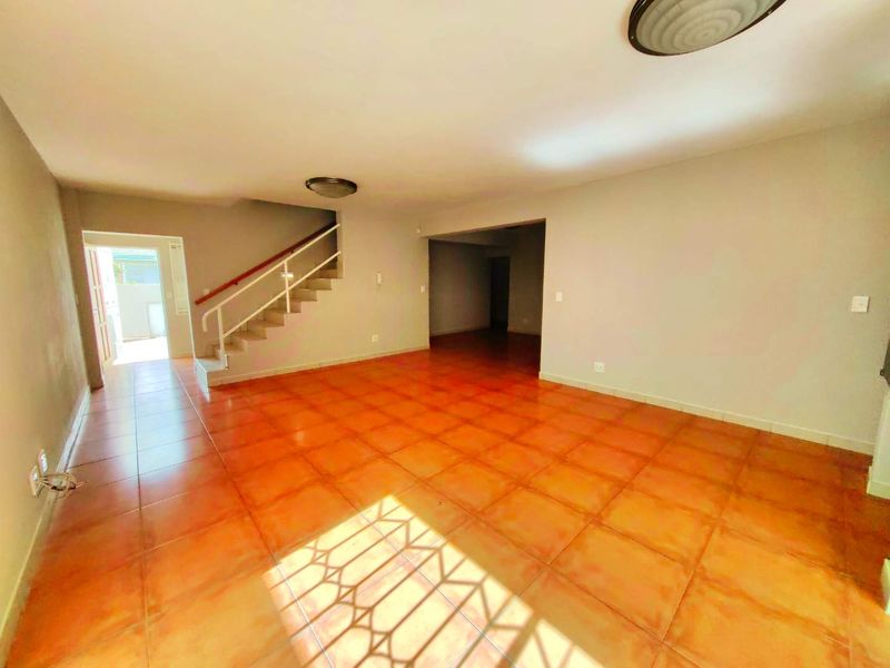 SOLE MANDATE TOWNHOUSE FOR RENT EROS - Photo 4
