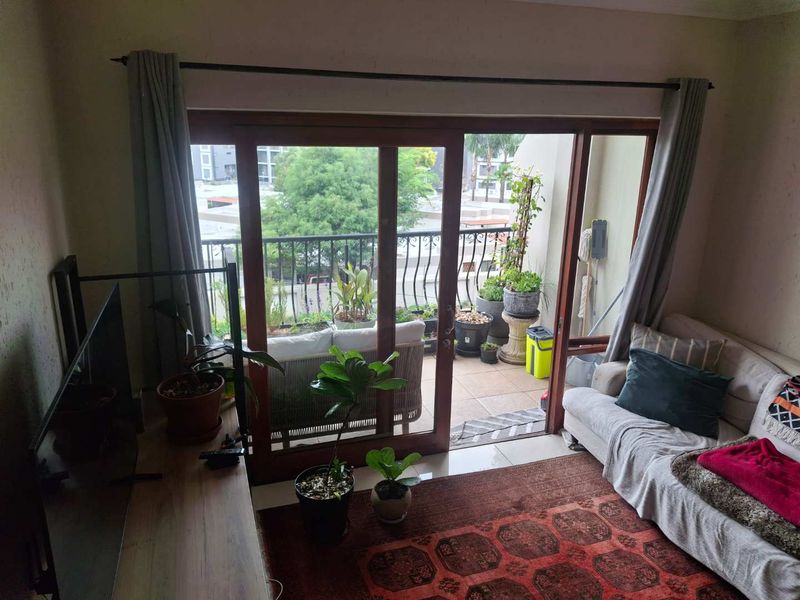 A GORGEOUS UNFURNISHED TWO BEDROOM DUPLEX - Photo 9