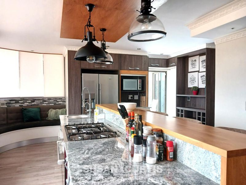 Luxury Double Storey Home - Photo 6