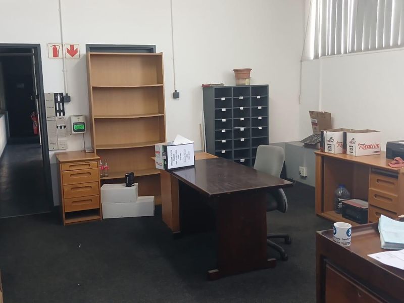 To Let | 2,973 sqm Industrial Warehouse | Paarden Eiland - Photo 3