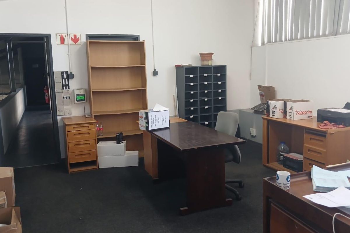 To Let | 2,973 sqm Industrial Warehouse | Paarden Eiland - Photo 3