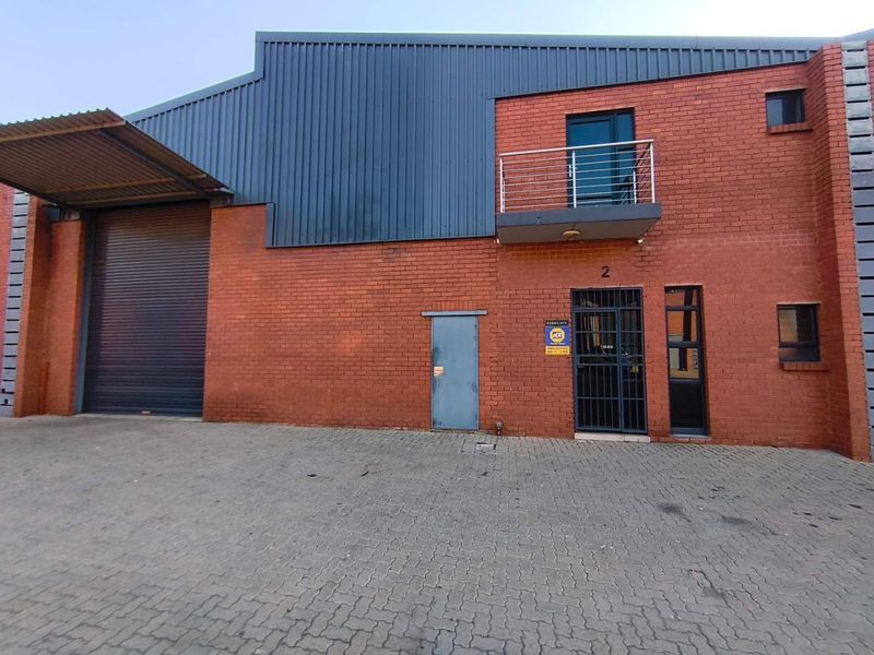 352m2 Warehouse To Let in Ormonde - Photo 3