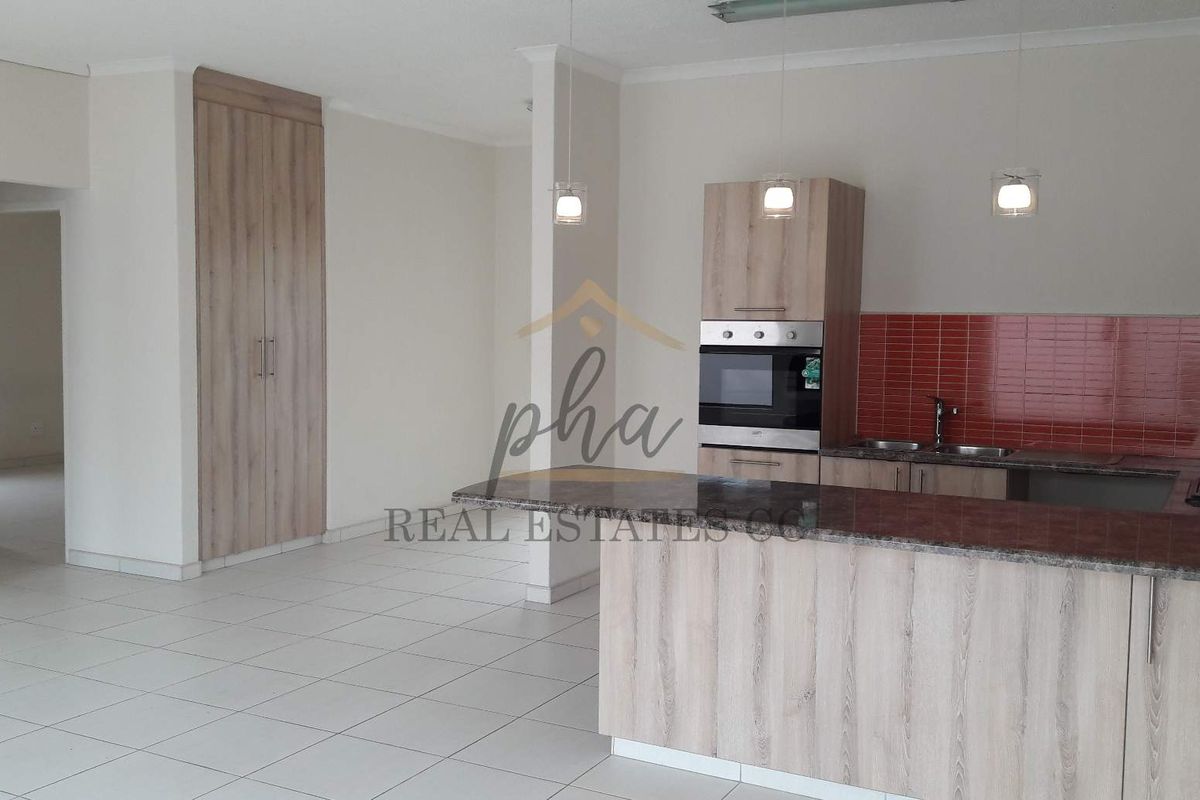 Cosy 3 bedroom Townhouse for sale in Meersig, Walvis bay selling for N$1 360 000.00 - Photo 4