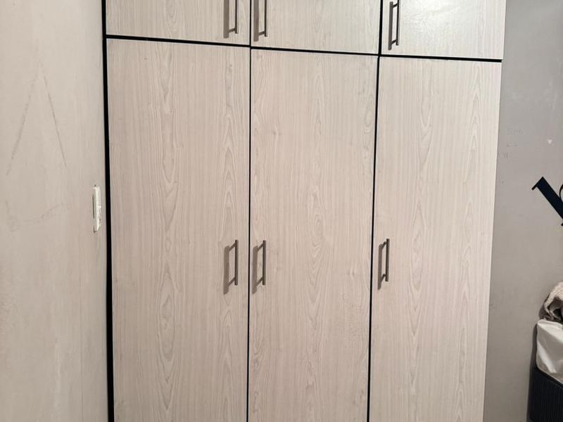 FOR SALE: 3 bedrooms house with two bachelor flats for sale in Ongwediva, extension 8, Selling price N$1,1 million cost excluded - Photo 4