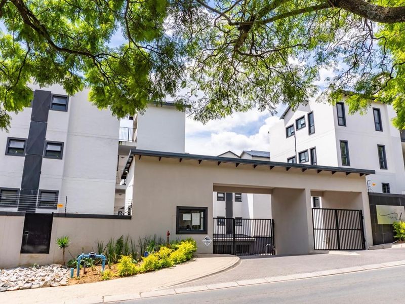 A MODERN APARTMENT IN BRYANSTON AWAITS YOU. - Photo 1