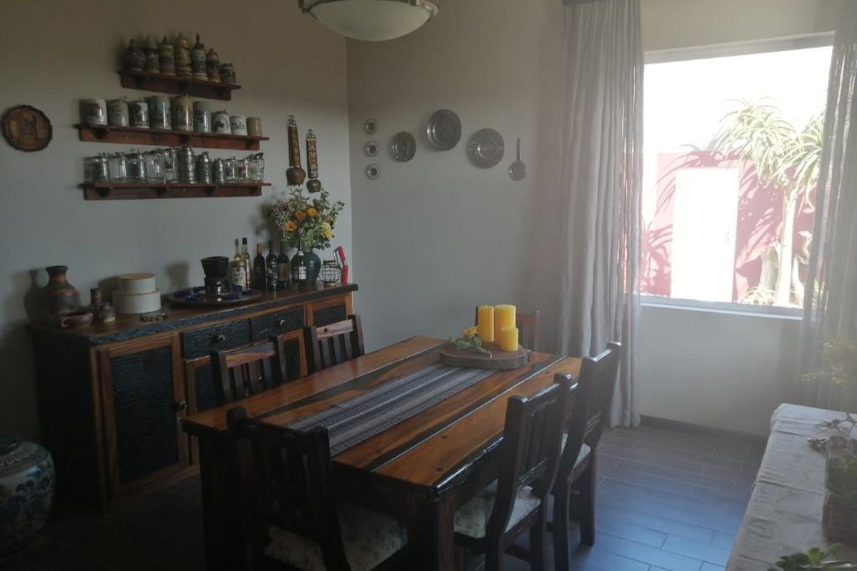 HUGE - BEAUTIFUL - PERFECT LOCATION - CENTRAL SWAKOPMUND - Photo 5