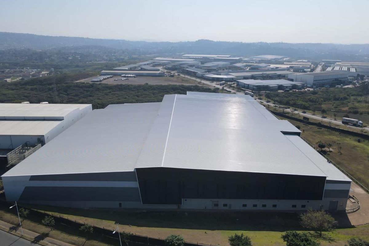 Hendra - Prime 23 000m2 Warehouse For Sale – Cornubia - Photo 5