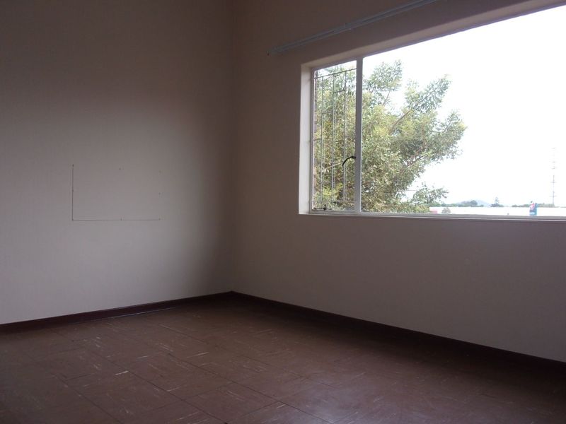 1 BEDROOM FLAT TO RENT IN PRETORIA NORTH - Photo 3