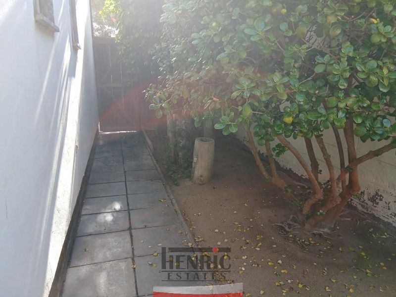 Grand Old Lady with Seaview - Photo 10