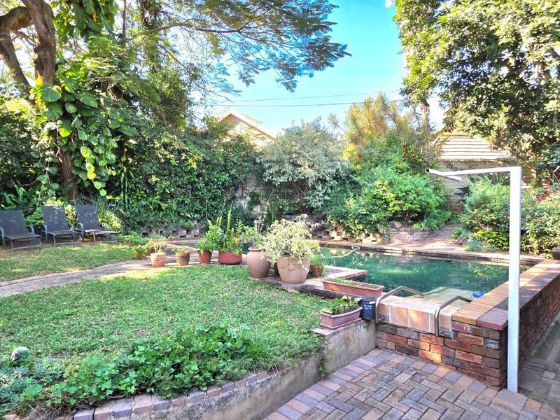 Comfortable family living in a peaceful, established neighbourhood... - Photo 10