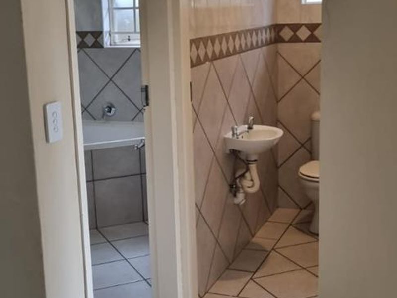 Invest Smart in Thabazimbi - Secure Your 2-Bedroom Unit Today! - Photo 4