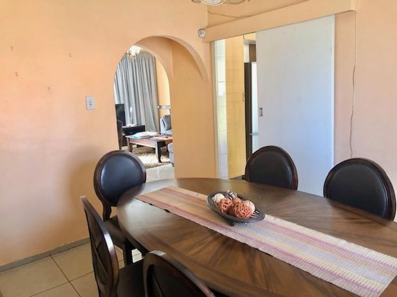 3-Bedroom Home for Sale in Verwoerdpark! - Photo 6