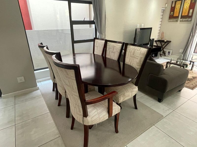 Elegant 3-Bedroom Family Home in the Heart of Craigavon, Sandton - Photo 3