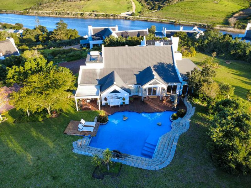Exclusive Riverside Lifestyle Estate Living - Photo 2