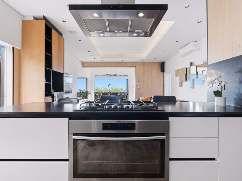 High-performing hospitality asset with strong annual turnover in a prime Cape Town growth node - Photo 10