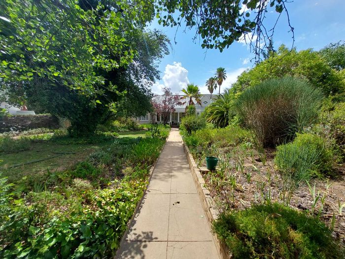 Property #2468707, House For Sale in Uniondale Central