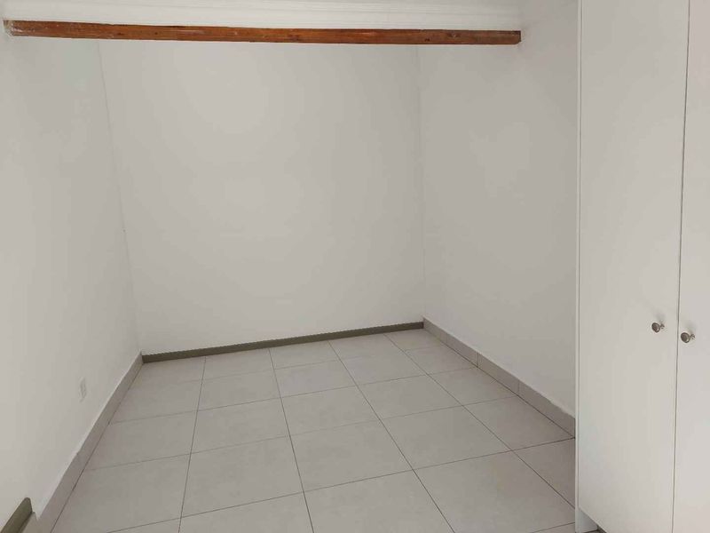 2 BEDROOM COTTAGE TO RENT IN FERNDALE - Photo 9