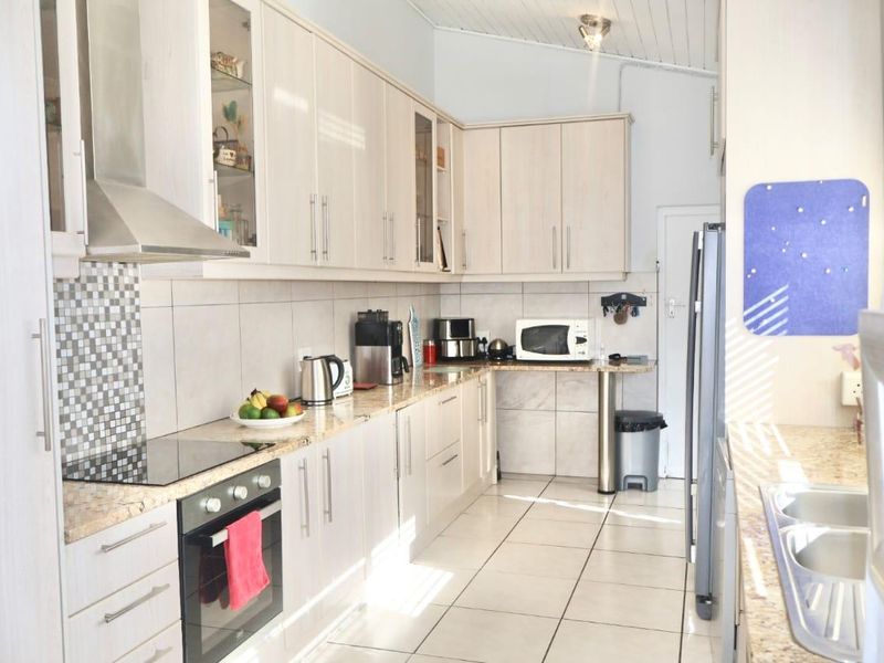 3 Bedroom house to rent in Loevenstein - Photo 8
