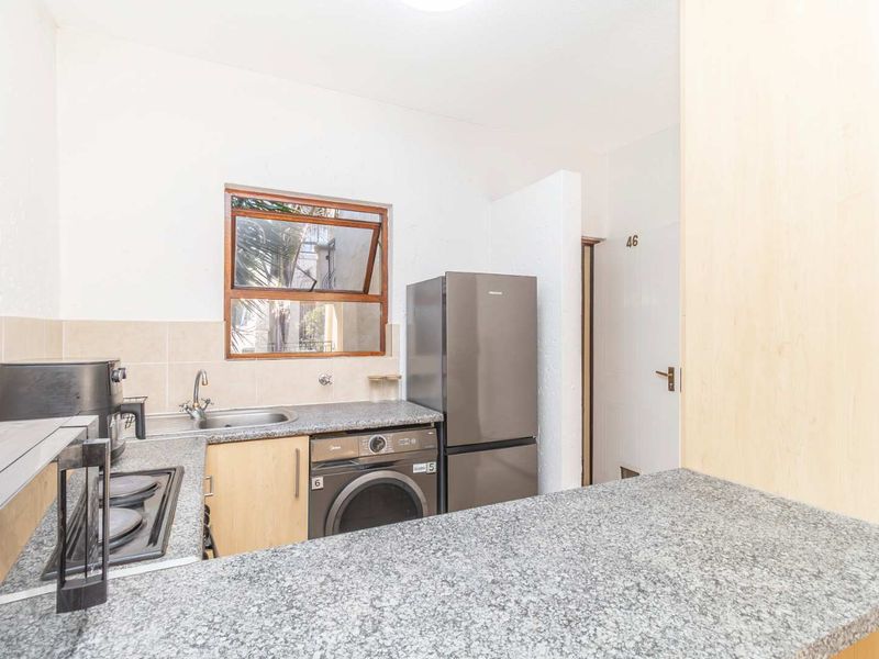 Your New Bright & Secure - 1 Bed Apartment Awaits - Photo 7
