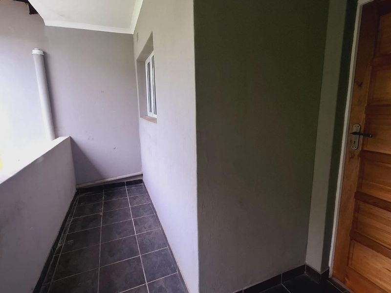 Relaxed Living in Umhlatuzana: Modern 2-Bed Home with Patio! - Photo 6