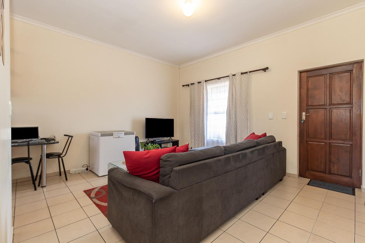 Lock up & Go living ! - Photo 5