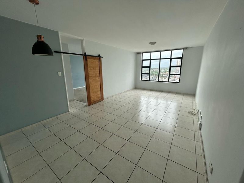 Beautifully Appointed 1-Bedroom Apartment – Prime Location - Photo 3