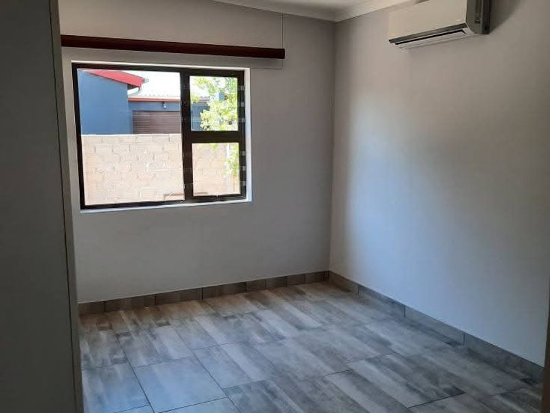 Safe & Neat Ongwediva Family House For Sale - Photo 5